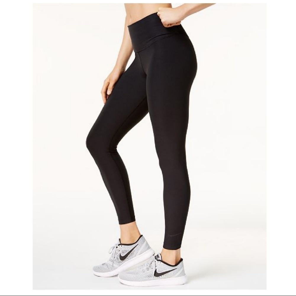 Nike High-Rise Sculpt Hyper Tight Fit